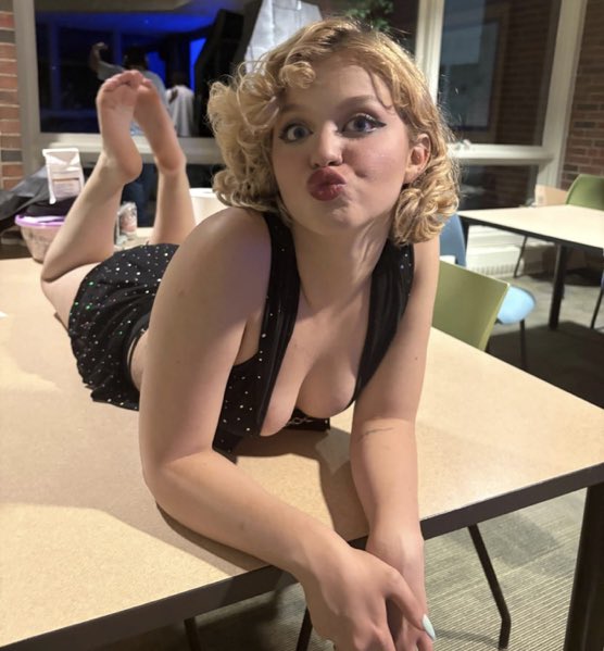 meme bastard 💚 tweet media