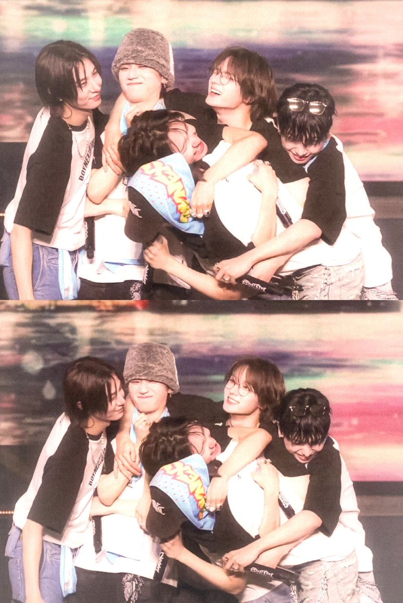 christine ☆ tweet media