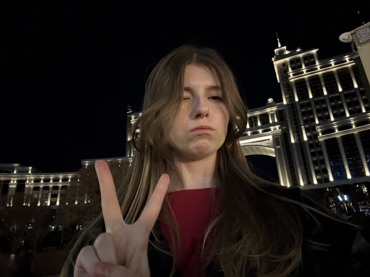 Леннньь~чаннн tweet media