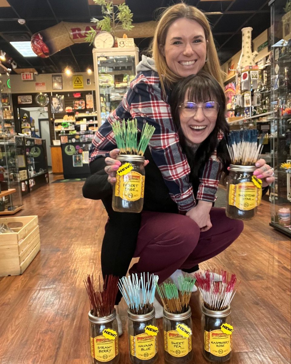 Gord's Smoke Shop tweet media