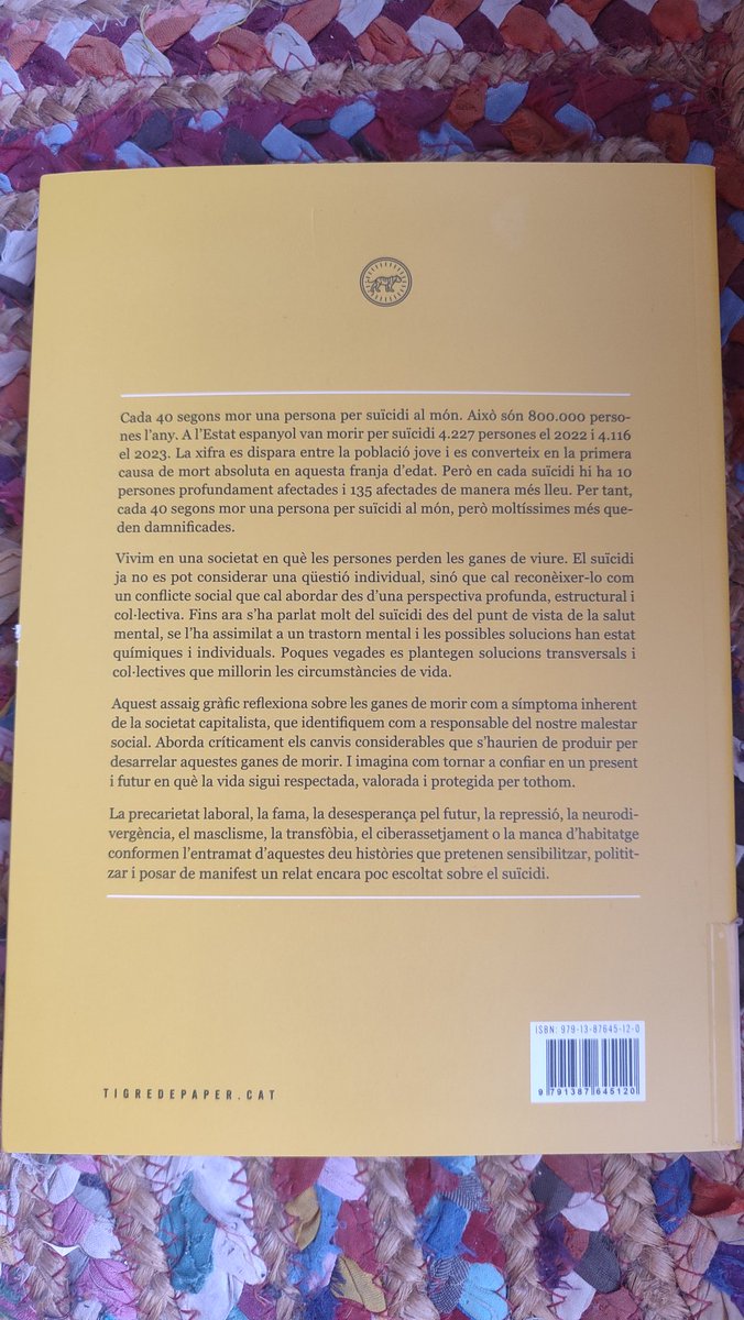 laurafrailev's tweet photo. 40 segons, de @Lu_Quint Edita @TigrePaper https://t.co/NG9j326U43