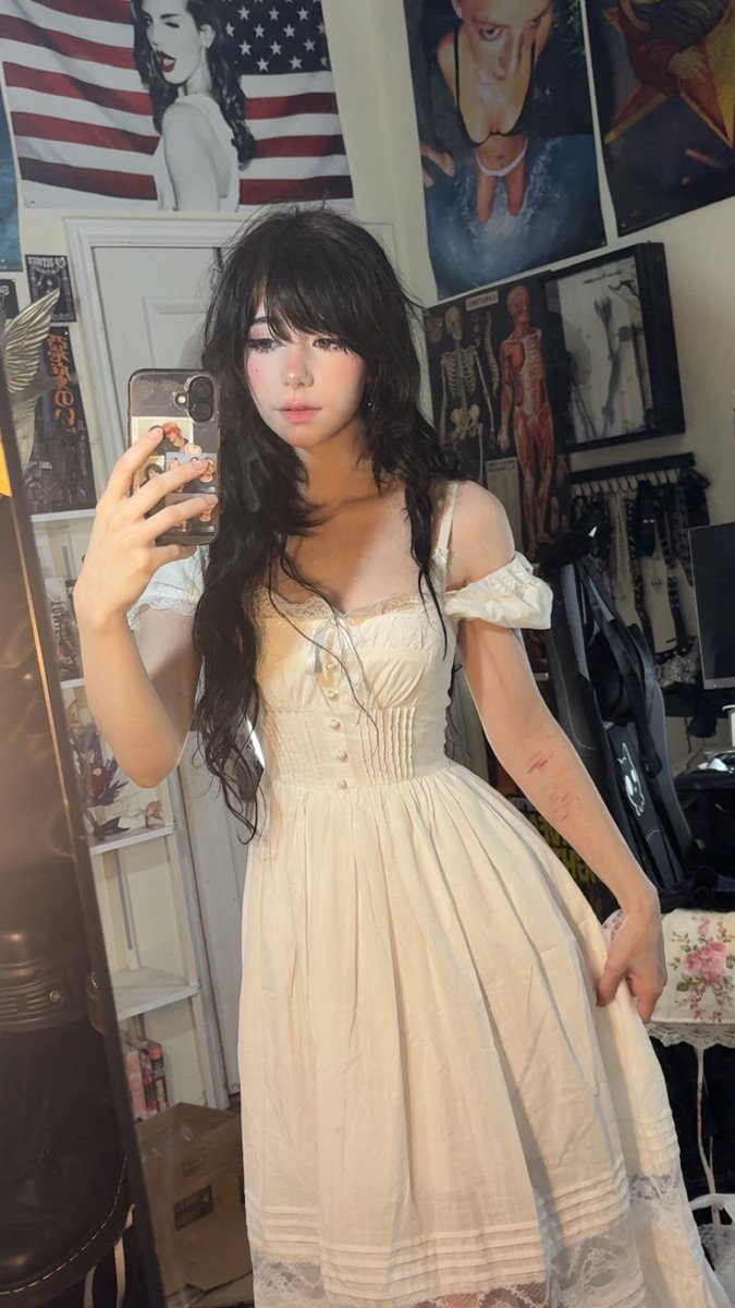 ashisbees tweet media