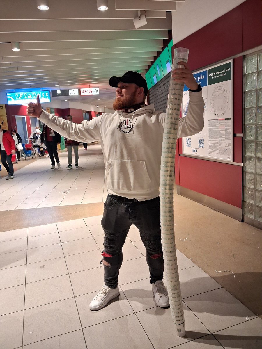 Ahoj <a href="/Plzen_Prazdroj/">Plzeňský Prazdroj</a> , kluci psali, že bychom mohli zkusit navázat spolupráci.

Myslím, že pivo Vám tu promuji dlouho a dobře.

Kdybyste měli zájem, tak dejte vědět. 

Díky a vidíme se u výčepu. 🫡