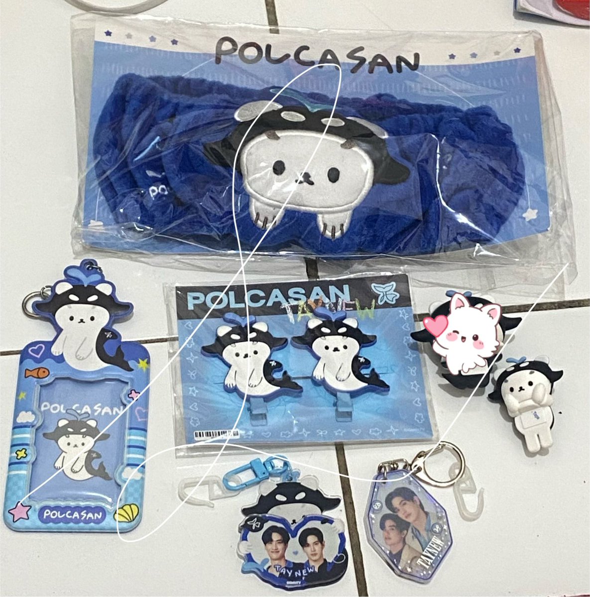 spidvipoom's tweet photo. #ths cc take all sisa 30k ajaa, headband polcasan 230k sealed, hairclip 150k preloved, phone grippys 100k, keychain preloved 1 50k 2 85k, cahol preloved 130k, kolbuk preloved 1 50k 2 90k splitpay only!! dom bogor rd kamar siap kimirr (all good condi ha sayangg) https://t.co/LD29V6LLUU