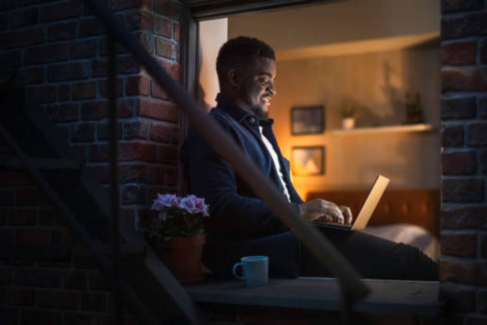 USNewsEducation's tweet image. Unlock your potential! Explore fully funded Ph.D. opportunities in business, computer science, engineering, education, and nursing. #PhD #HigherEd #DreamBig  bit.ly/3OamsbW