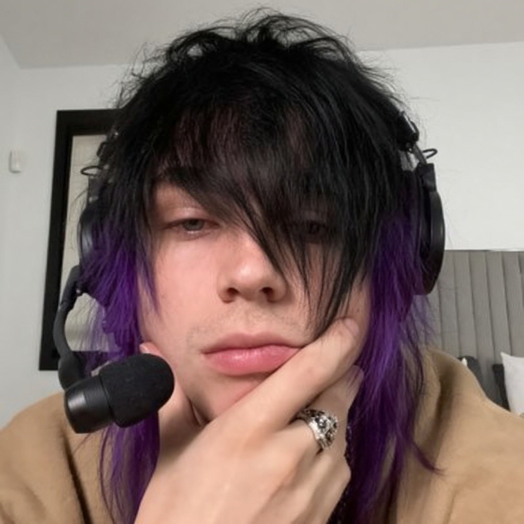 Lord Emo tweet media