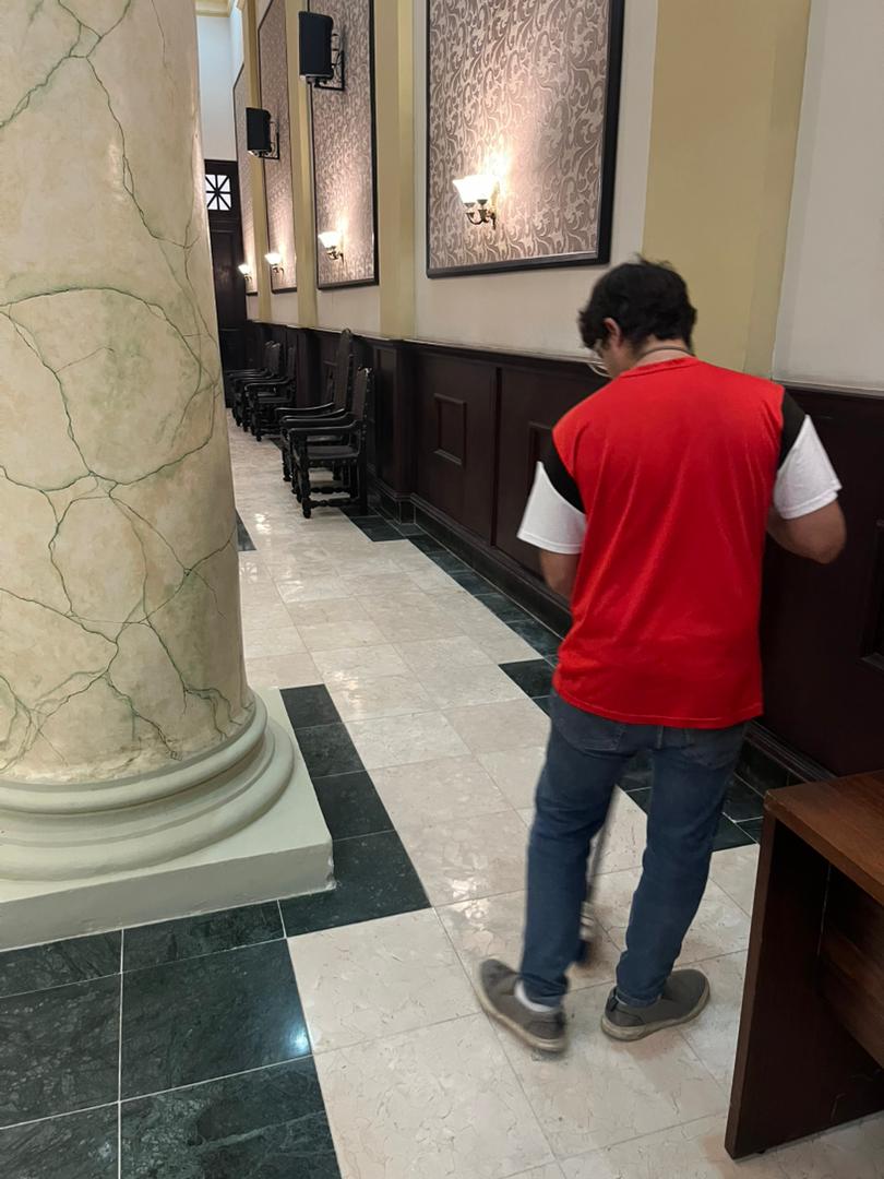 TSupremoCU's tweet image. ¡Manos a la obra en el TSP!
En jornada de cambio de labor, el equipo del @TSupremoCU realizó una limpieza y embellecimiento de su Casa grande.
Resultado: Un entorno más digno, ordenado y hermoso para continuar impartiendo justicia.
#CubaVencerá