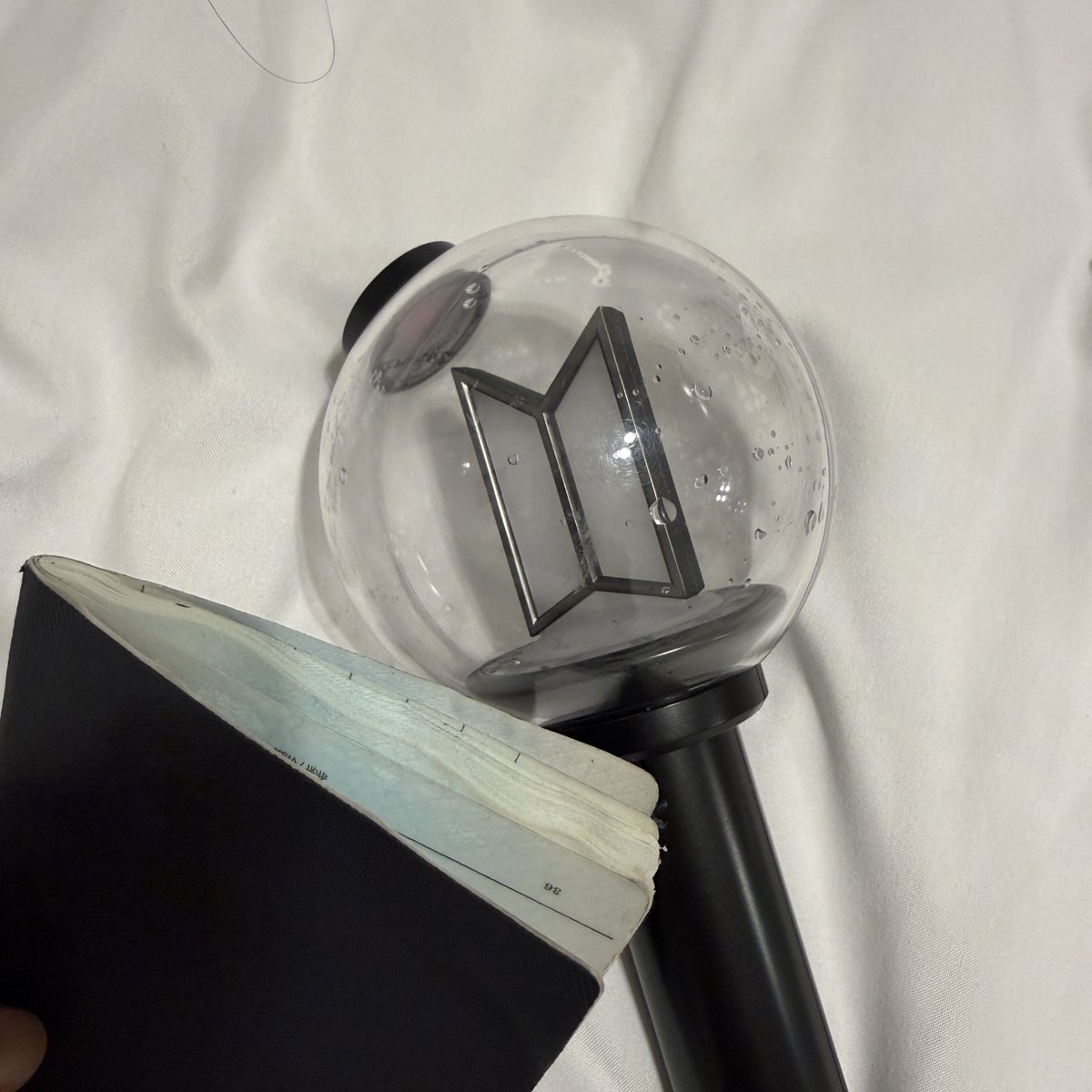 redhead⁷ tweet media