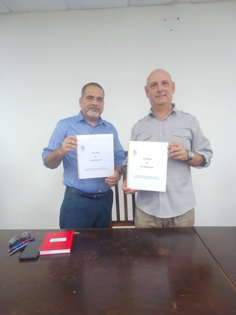 citmacamaguey's tweet photo. En la mañana de hoy tuvo lugar la actualización  del convenio de colaboración de #CITMACamaguey  y la Universidad de Camagüey (UC) en el Salón de Rectoría de la casa de altos estudios. 
#CITMACamaguey https://t.co/RG7omT0IQK