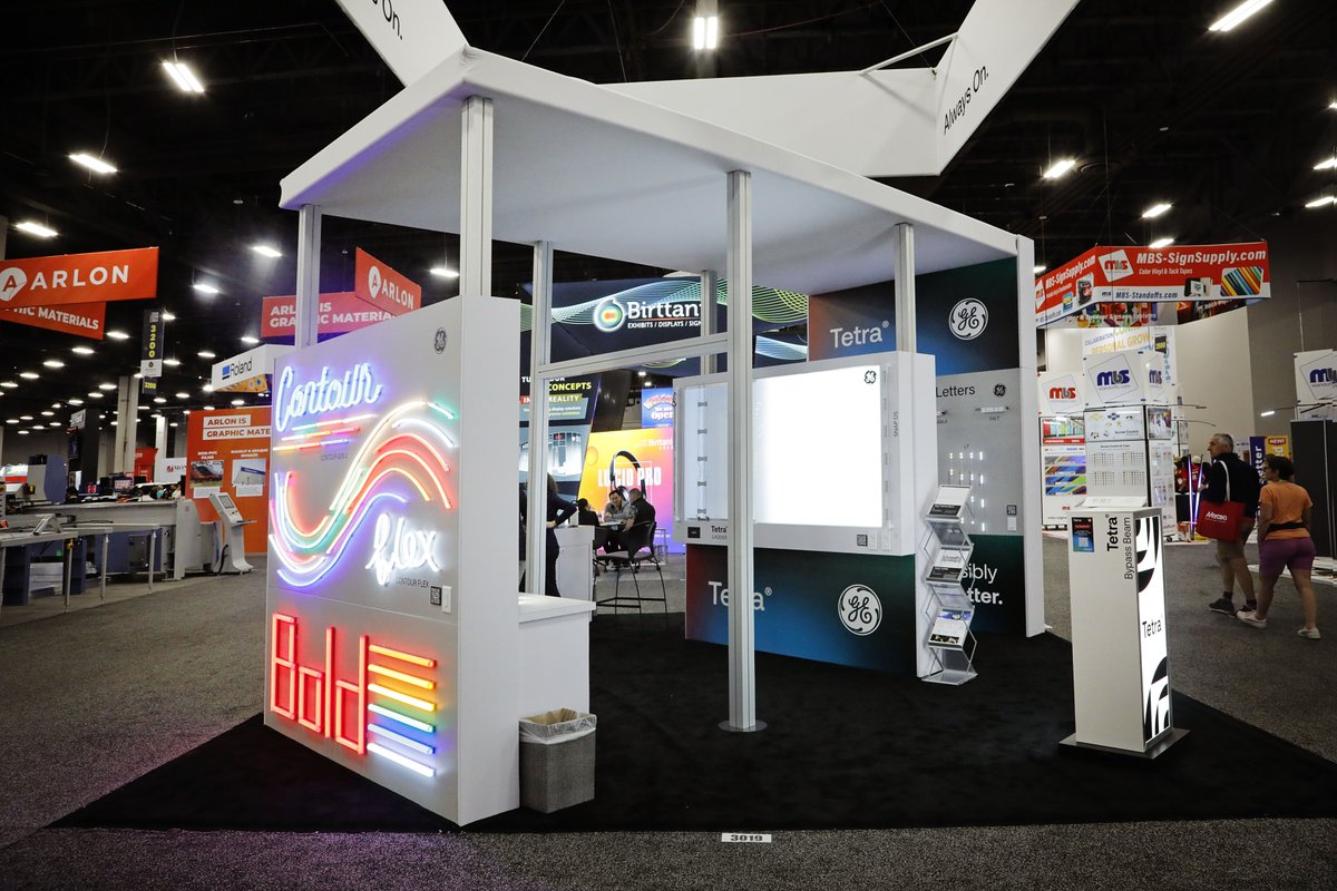 Current Lighting tweet media