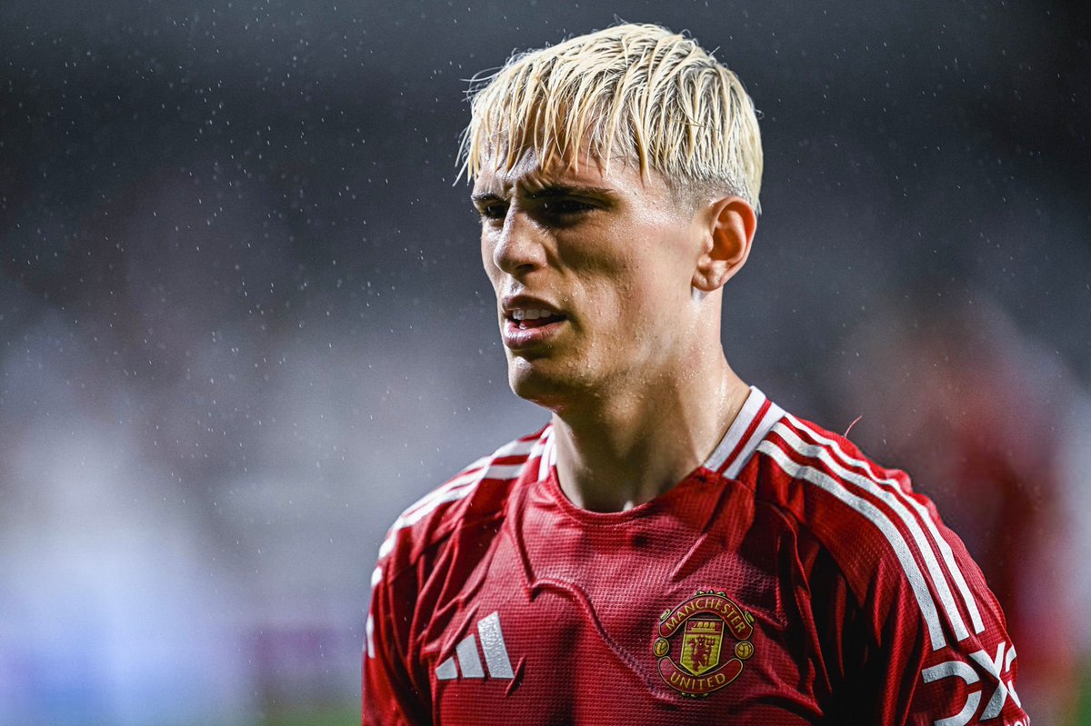 الدوري الإنجليزي™ tweet media