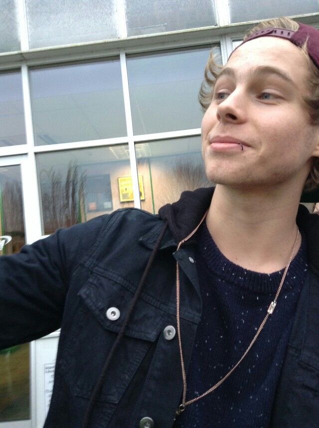 amber ☆ tweet media