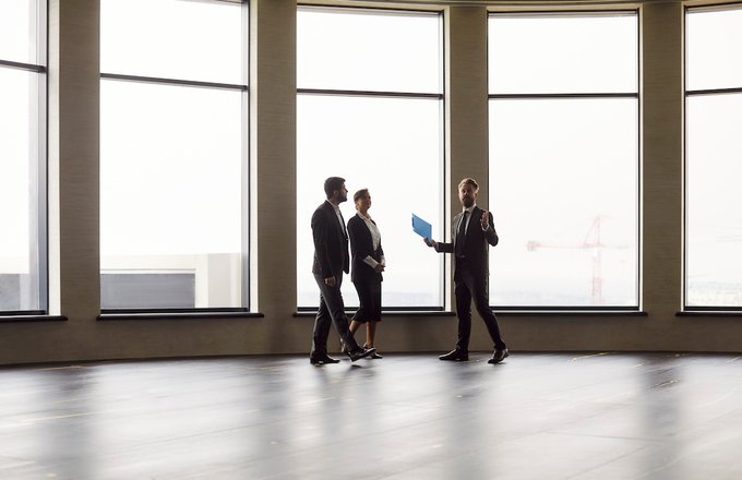 reoptimizer_old's tweet image. A lease renewal without market data isn’t a negotiation—it’s an approval. Get into the market 12–24 months early to turn a rubber stamp into real concessions.

#CRE #LeaseRenewal #TenantTip #LeaseStrategy 

reoptimizer.com/negotiating-yo…