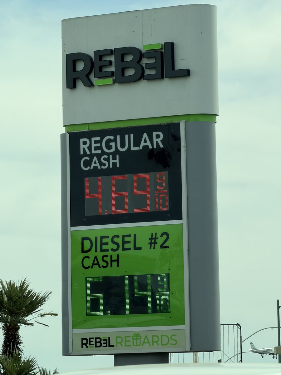 stevemcomedy's tweet image. I am for sixty nine but just not for my gas! 

#Winning