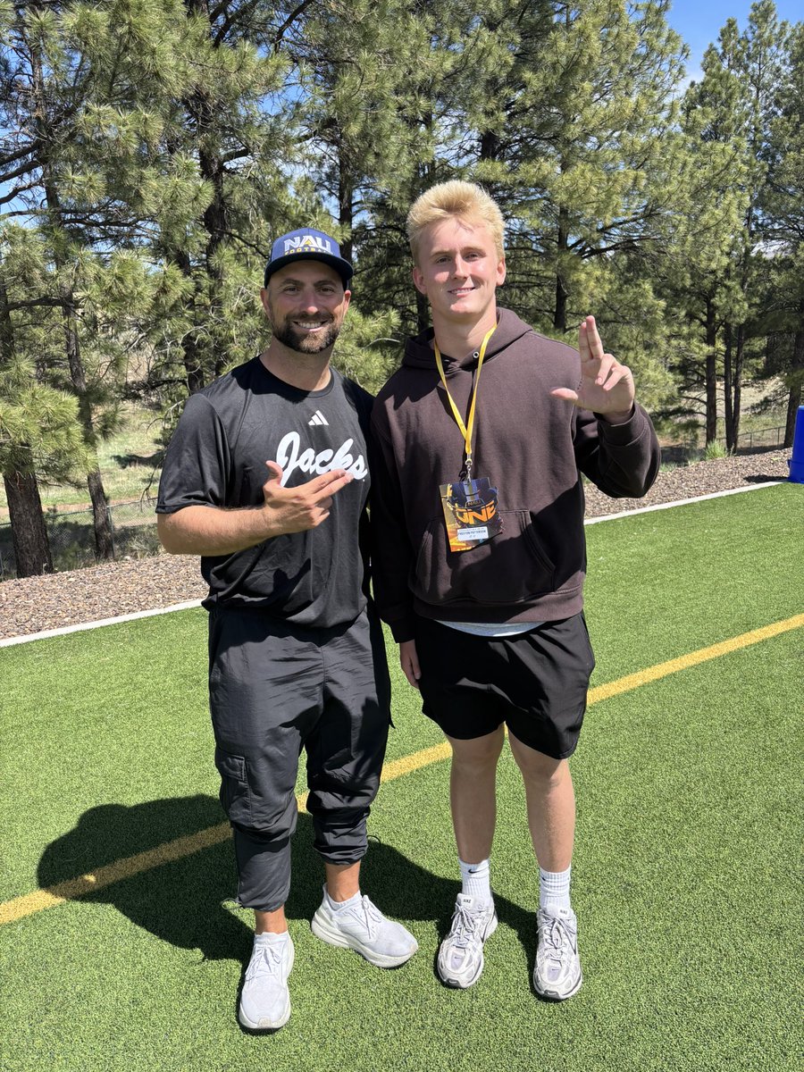 prestonpatt09's tweet photo. Had a great time at NAU spring practice! Thank you @coachmaxsilver @CoachJHildebran @CoachFett_NAU @HoltEberhart https://t.co/Hp7np3VbQW
