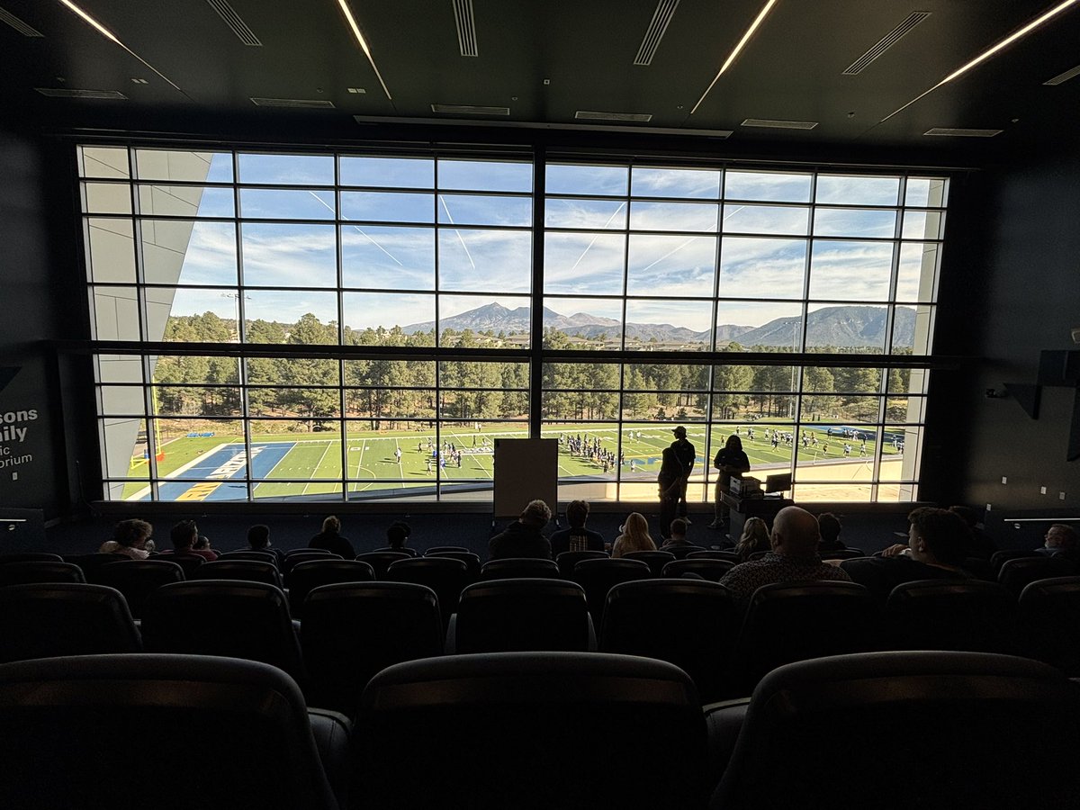 prestonpatt09's tweet photo. Had a great time at NAU spring practice! Thank you @coachmaxsilver @CoachJHildebran @CoachFett_NAU @HoltEberhart https://t.co/Hp7np3VbQW