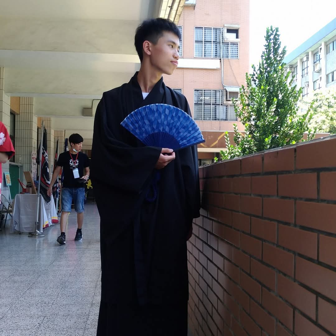 Lu989304's tweet photo. 我發現我好喜歡穿這些異國服裝ww https://t.co/3vcnczrIM5
