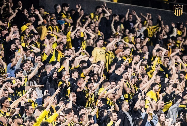 🎫 Ya está habilitado el canje y la venta de entradas para el partido que Peñarol y Liverpool jugarán el lunes en el Estadio Campeón del Siglo. 

✅ SOCIOS GRATIS en Guelfi, Damiani y Cataldi.
✅  No socio ¡hasta el domingo a las 15:00 podes asegurar tu entrada con precio