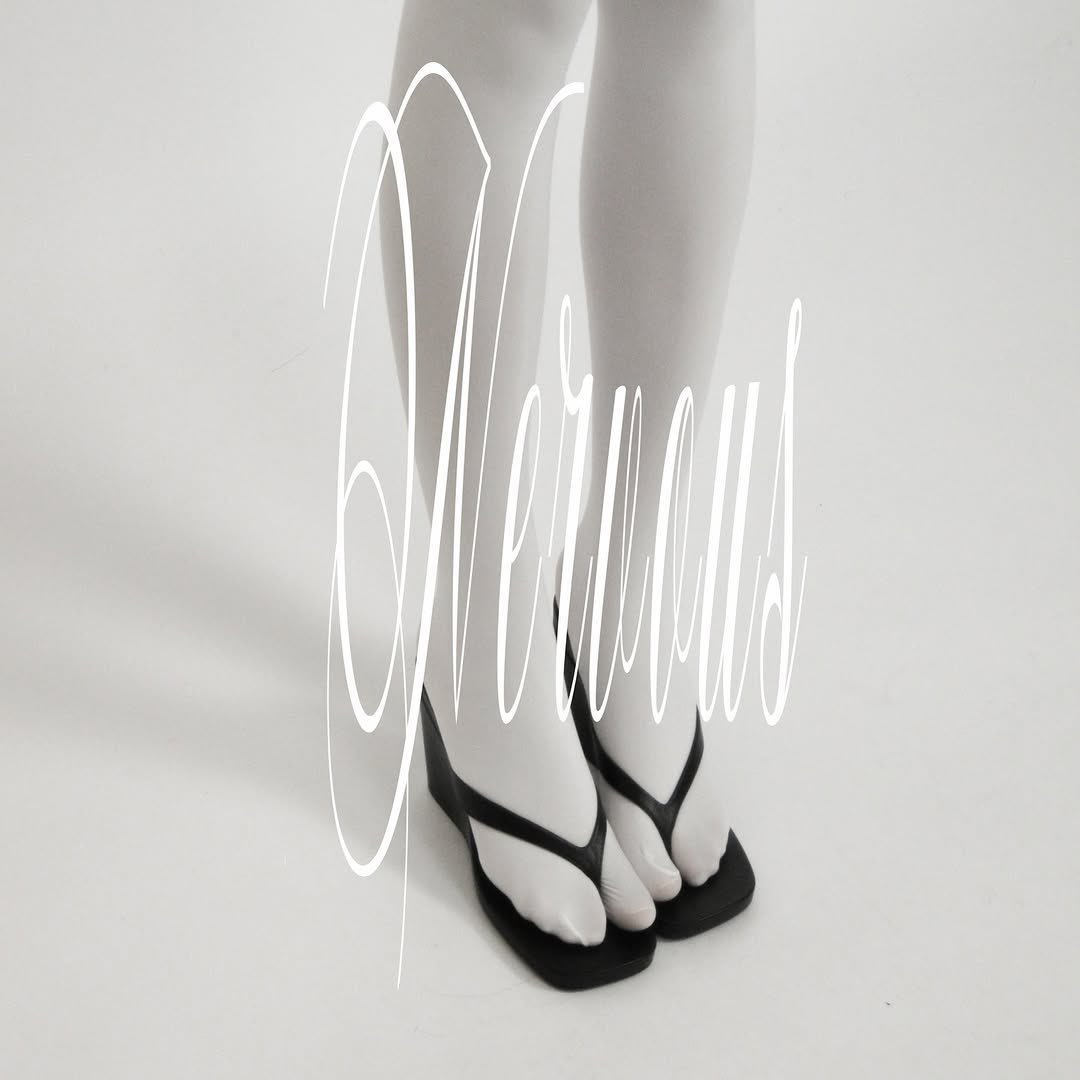 Emerson Azarian has announced her next single “Nervous” 💟 releasing April 30th 

You can presave here now:
ffm.to/emersonazarian…