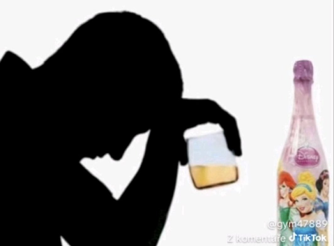 rightlefttome's tweet image. le fait que tout le monde ici pense que je suis de sexe féminin…. #oskour #maleviril