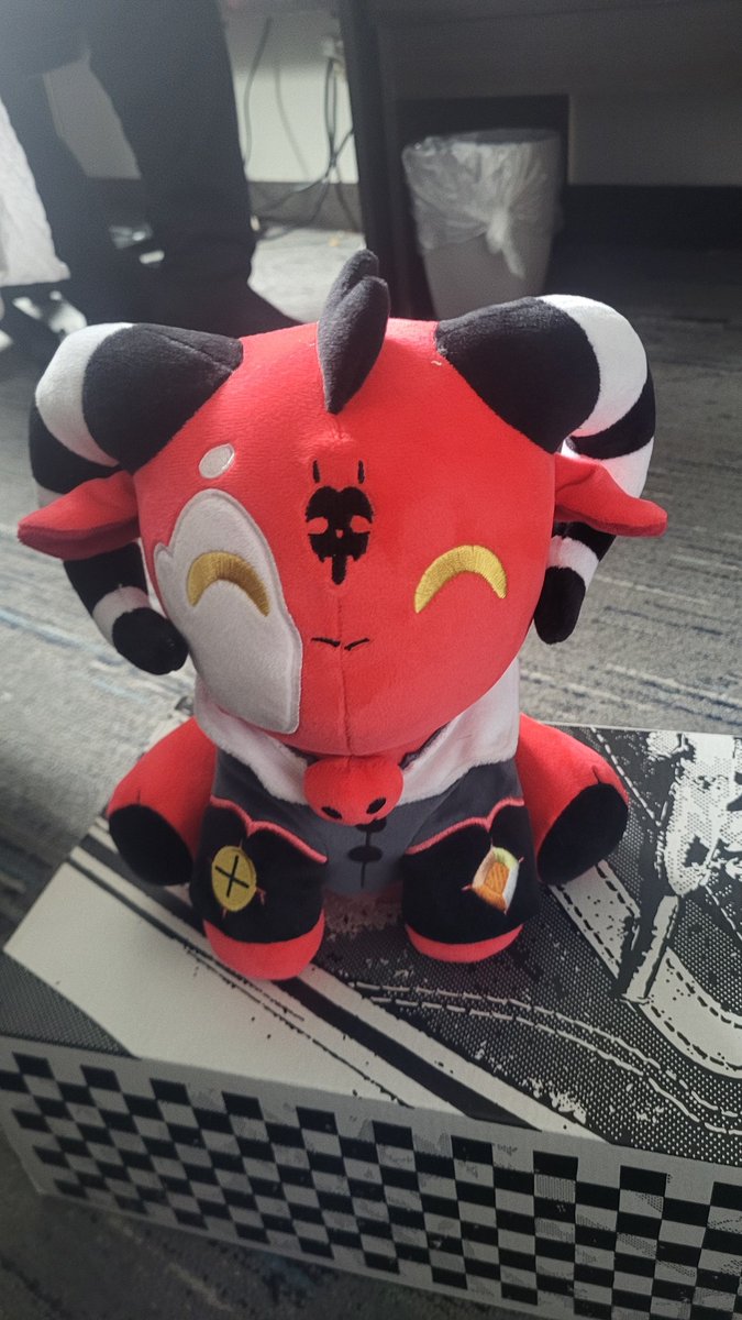 𝙵𝚘𝚡 𝙼𝚌𝙲𝚕𝚘𝚞𝚍 tweet media