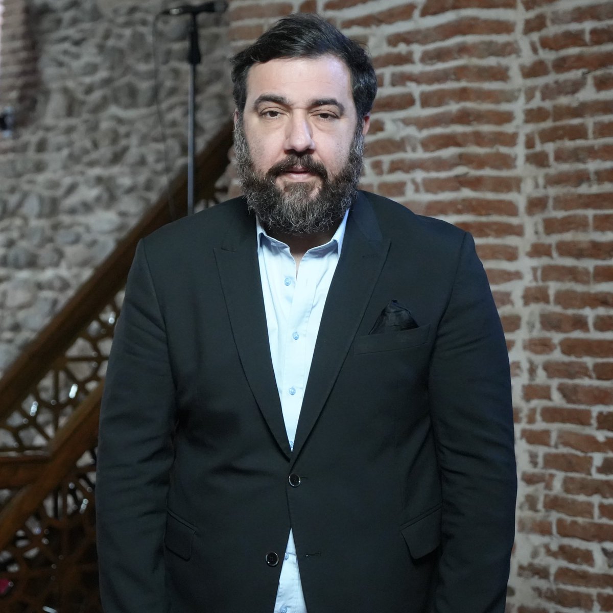 SİYAH SANCAK tweet media