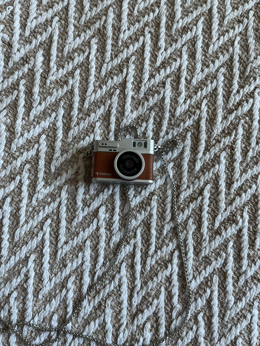 𝐿𝑖𝑣𝑎. tweet media