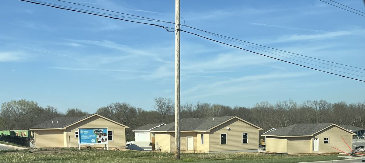 Lisa Ann tweet media