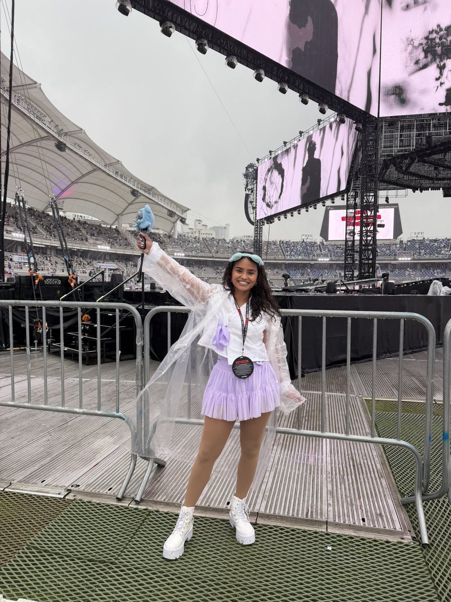 suzi⁷ 🪭 tweet media