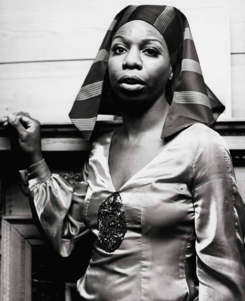 BlkHistStudies's tweet image. "Slavery has never been abolished from America's way of thinking"  - Nina Simone ❤️🖤💚
.
#ninasimone #ninasimonequote #quote #mindset #mentality #criticalthinking
