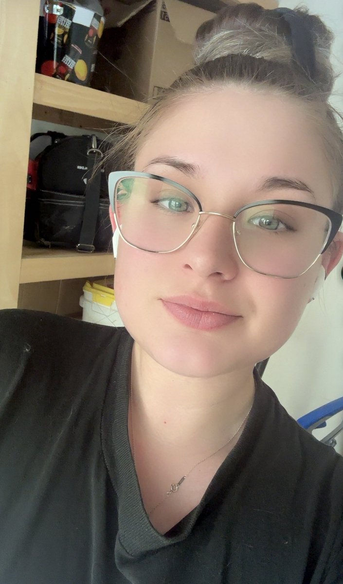 Jessie Saint tweet media