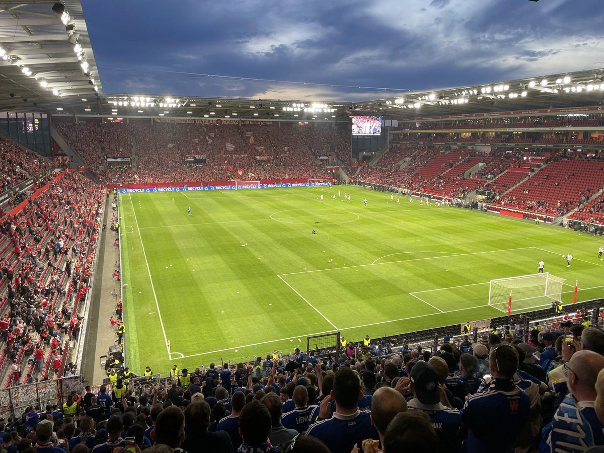 Le Baron Bleu tweet media