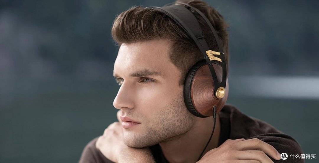 Rayvesful's tweet photo. Lost in the rhythm—wireless buds, crisp highs, deep bass, all the vibes I need. https://t.co/CTsaG1xNJU