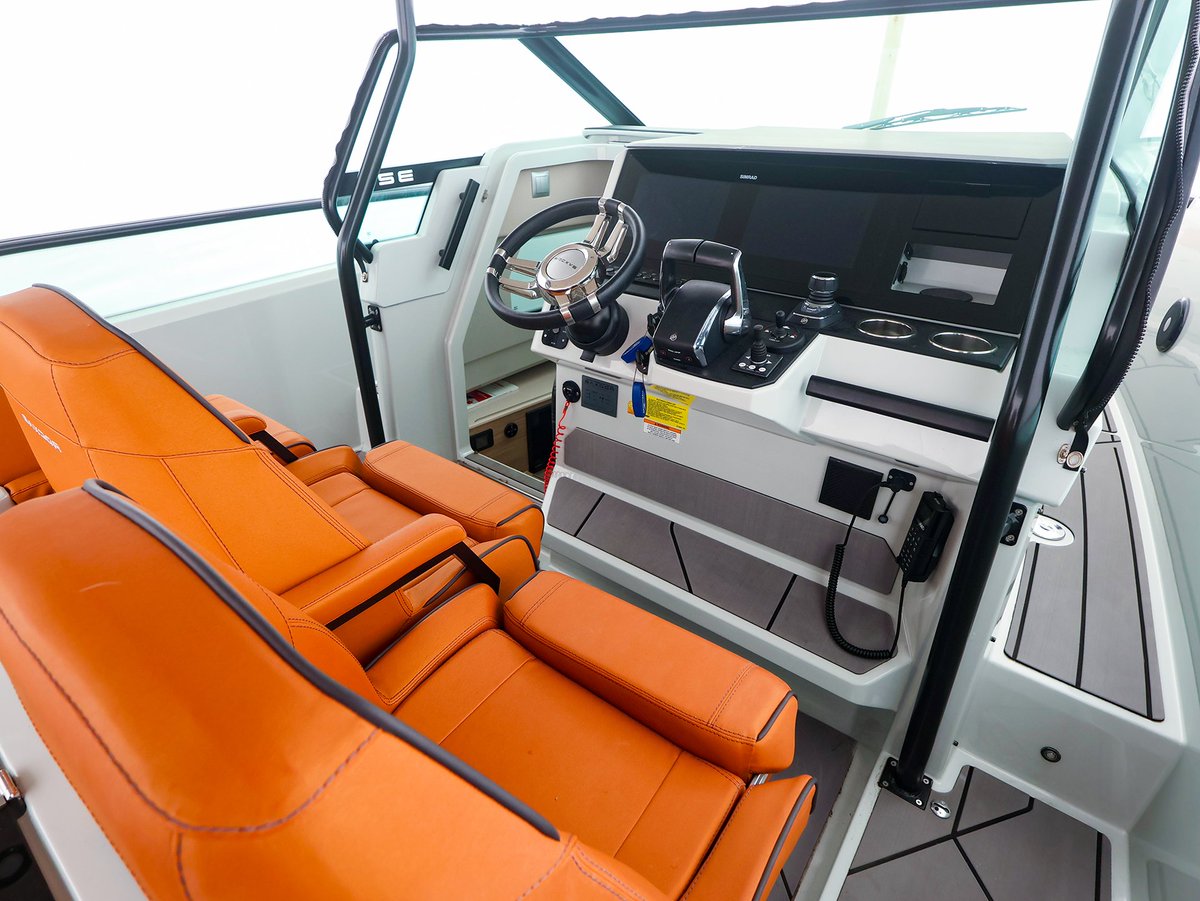 McMichaelYards's tweet image. AVAILABLE FOR SALE
A few reasons to consider this 2023 Saxdor 32 GTO:
-Twin Mercury 300s
-Joystick control
-Fold-down aft hull sides to maximize lounging &amp;amp; entertainment space
-Cozy cabin below for overnight stays
hubs.ly/Q04bfFvr0
#saxdor #powerboat #boatsforsale #boating