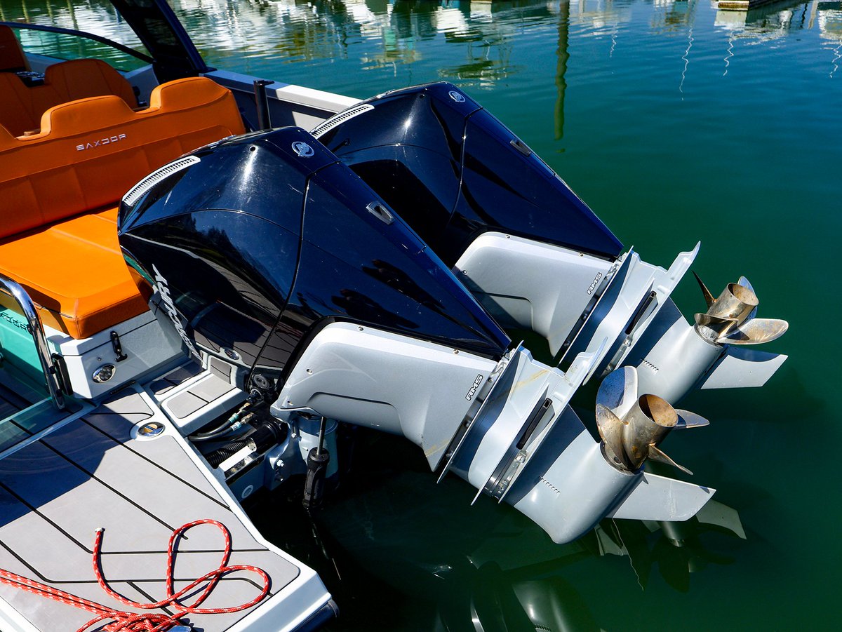 McMichaelYards's tweet image. AVAILABLE FOR SALE
A few reasons to consider this 2023 Saxdor 32 GTO:
-Twin Mercury 300s
-Joystick control
-Fold-down aft hull sides to maximize lounging &amp;amp; entertainment space
-Cozy cabin below for overnight stays
hubs.ly/Q04bfFvr0
#saxdor #powerboat #boatsforsale #boating