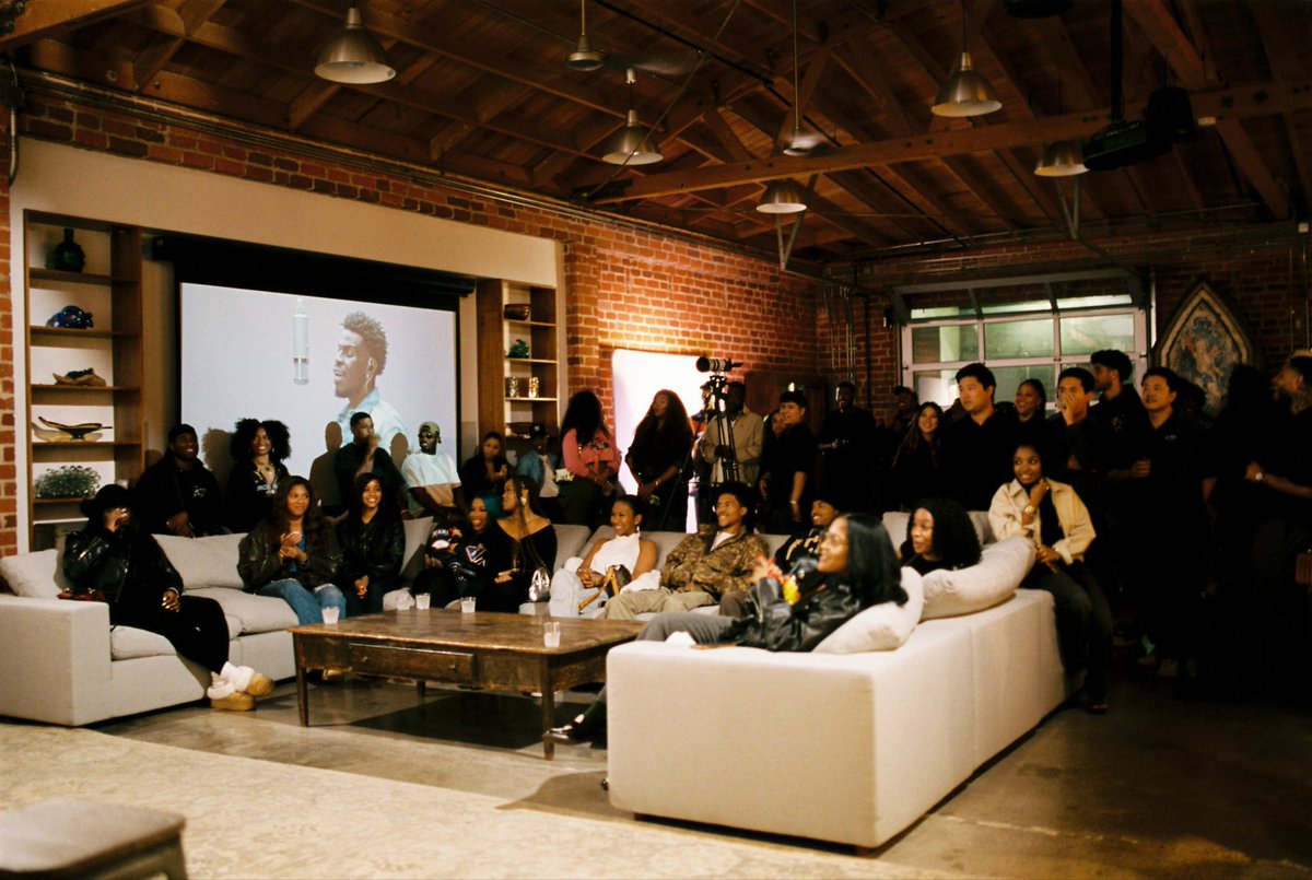 Peerspace tweet media