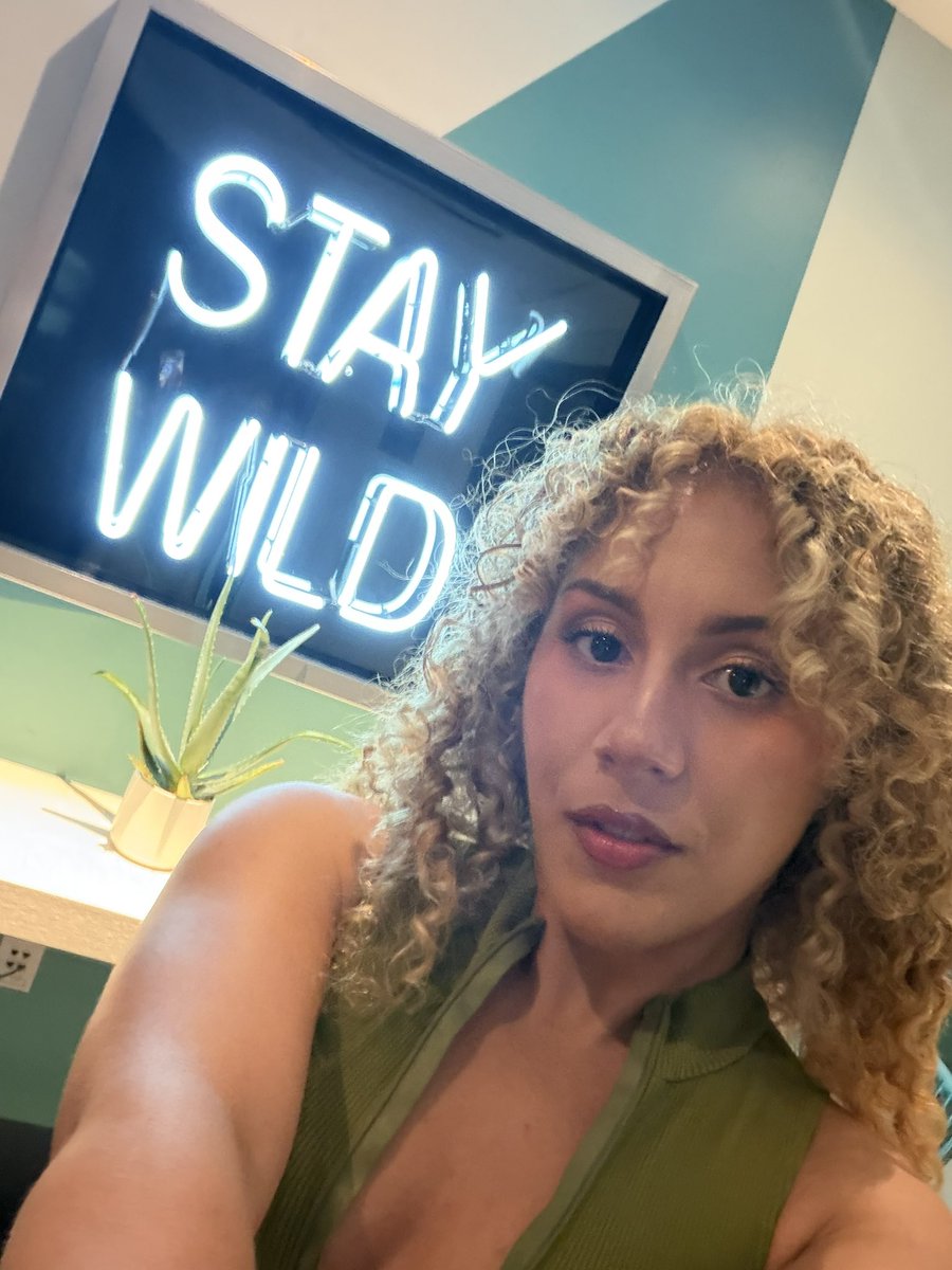 ʟɪᴠʀᴇᴠᴀᴍᴘᴇᴅ.ᴄᴏᴍ 🔮 tweet media