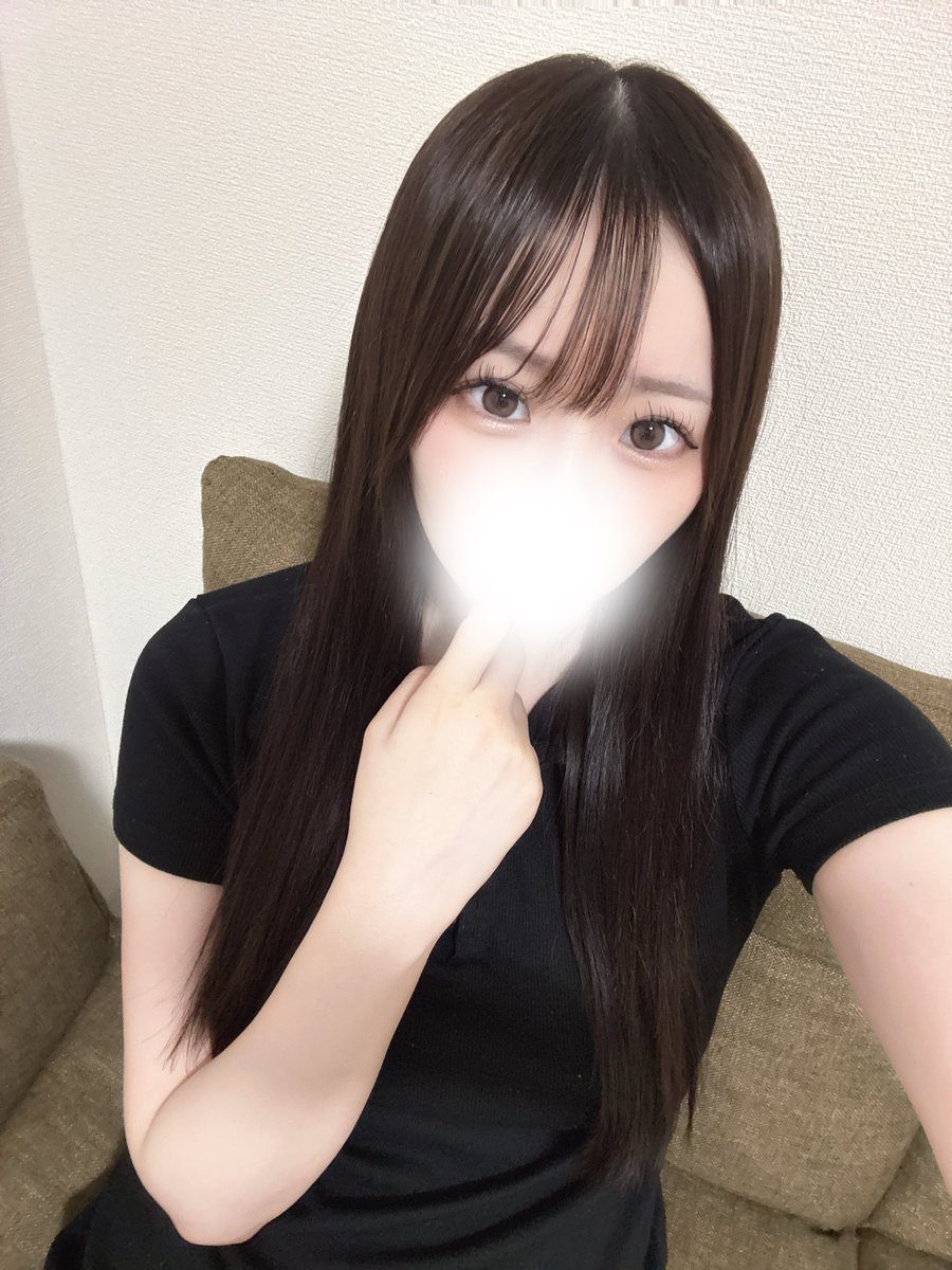 みお tweet media