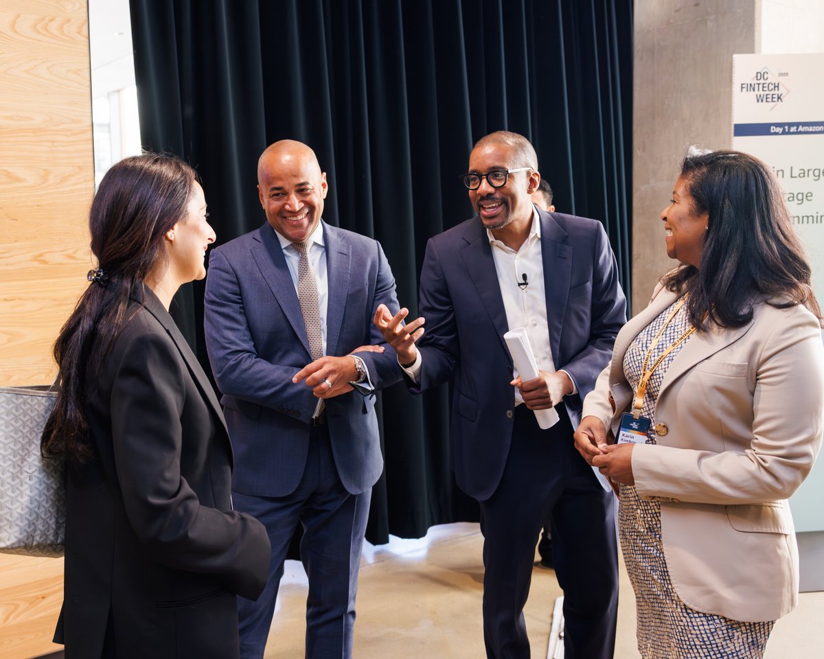 fintechthinksdc's tweet photo. DC Fintech Week is built on the connections and conversations that move the industry forward.

Where speakers across policy, tech, and finance exchange ideas and shape what comes next.

That’s the power of the room.

Be a 2026 Partner → https://t.co/i1h0HKkLLs https://t.co/XqEJKaIrXr
