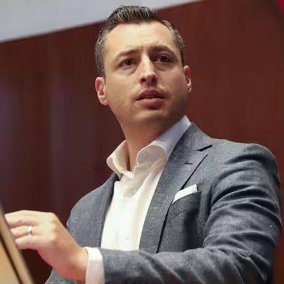 Luis Alberto Medina tweet media