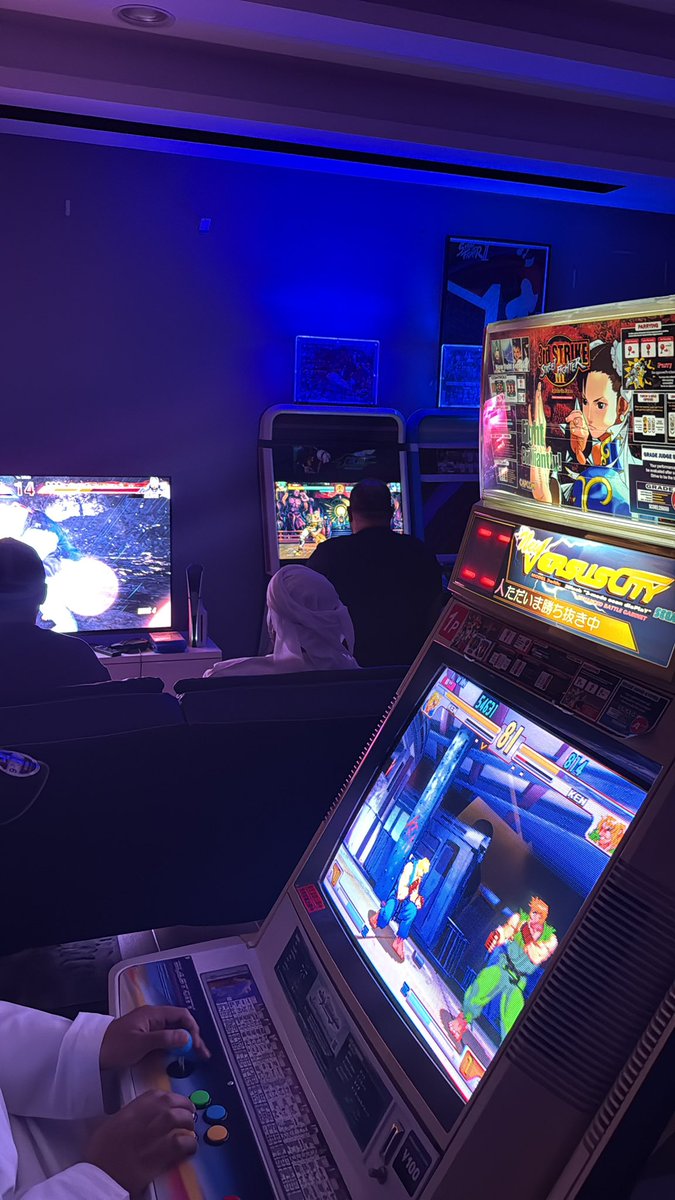 Dioxin (Salem Al Suwaidi) tweet media