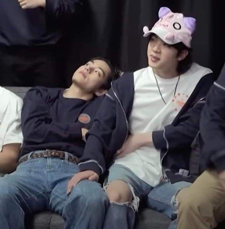 milly 🧃 (misana’s babie) tweet media