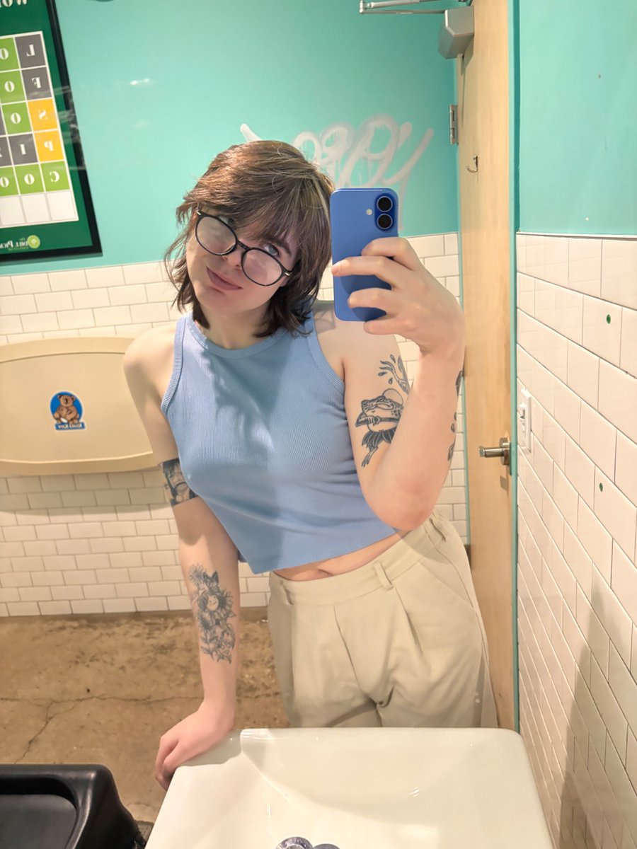 sputnik sweetheart tweet media