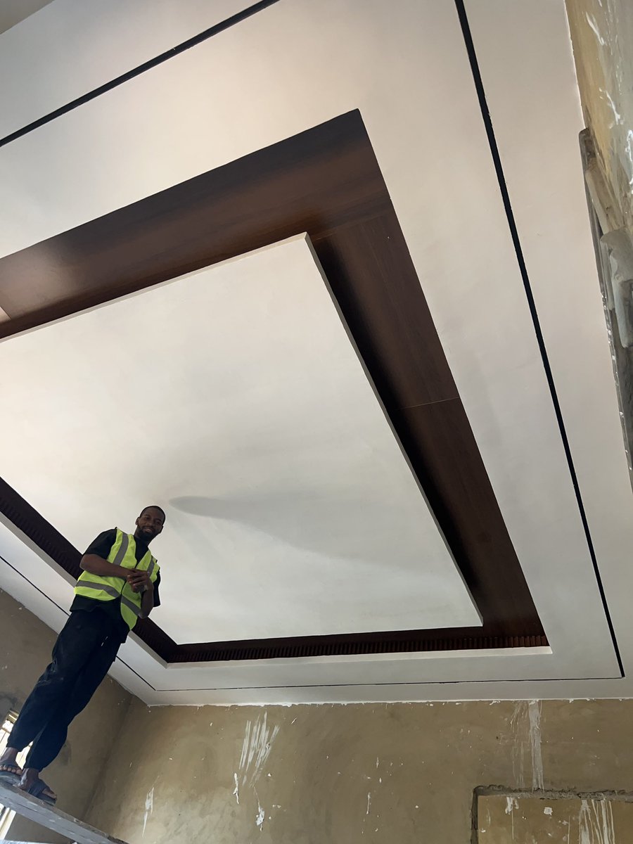 THE P.O.P ARTIST tweet media