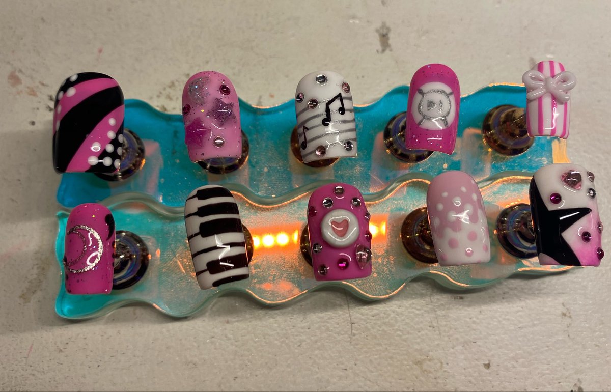 ☠︎︎ poison girl of shedtwt ☠︎︎ {bel} tweet media