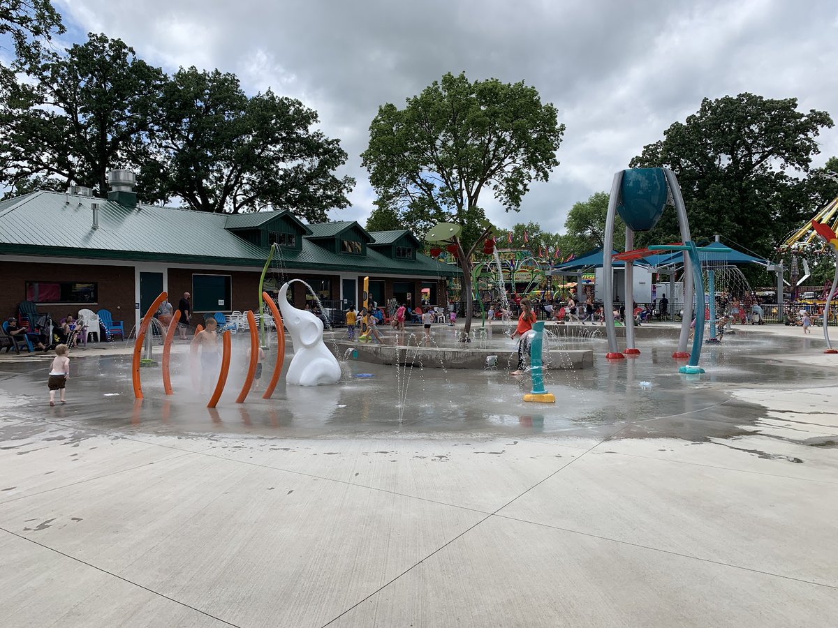 Random Public Park 🏞️ tweet media