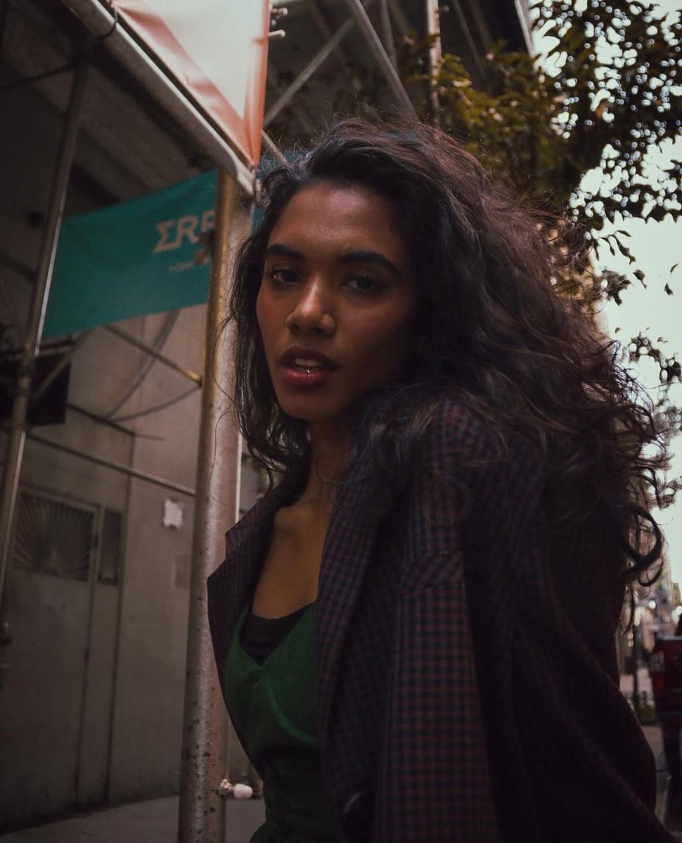 belle | in the pitt tweet media