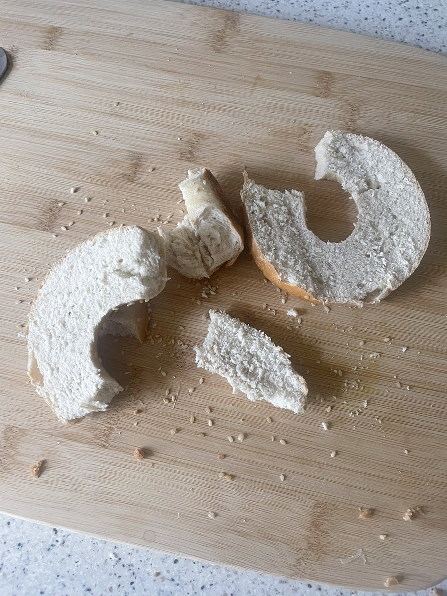 Chronos 🤖🕰️ tweet media