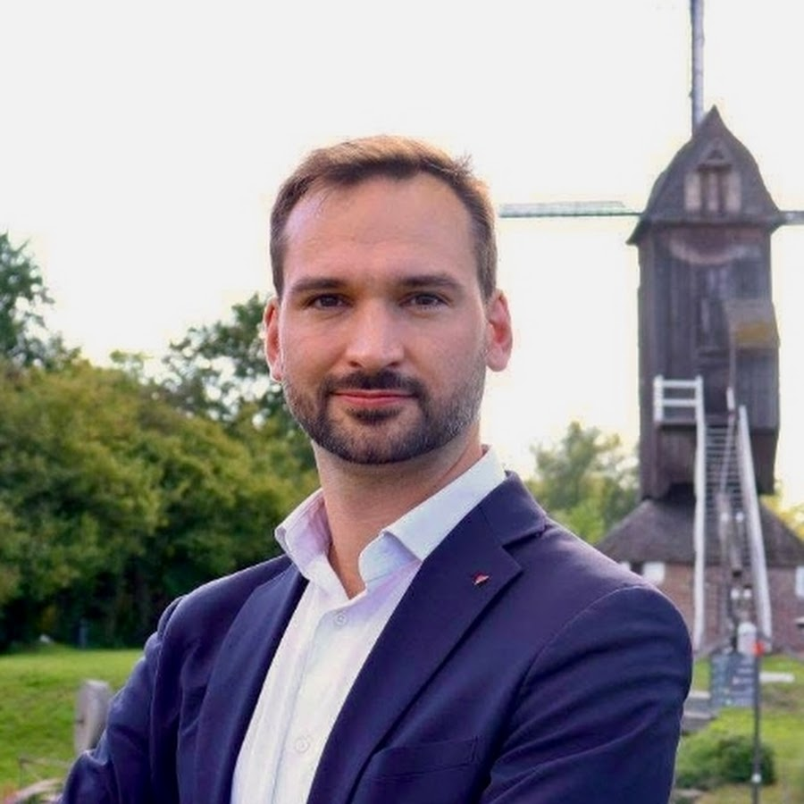 Yan___el tweet media