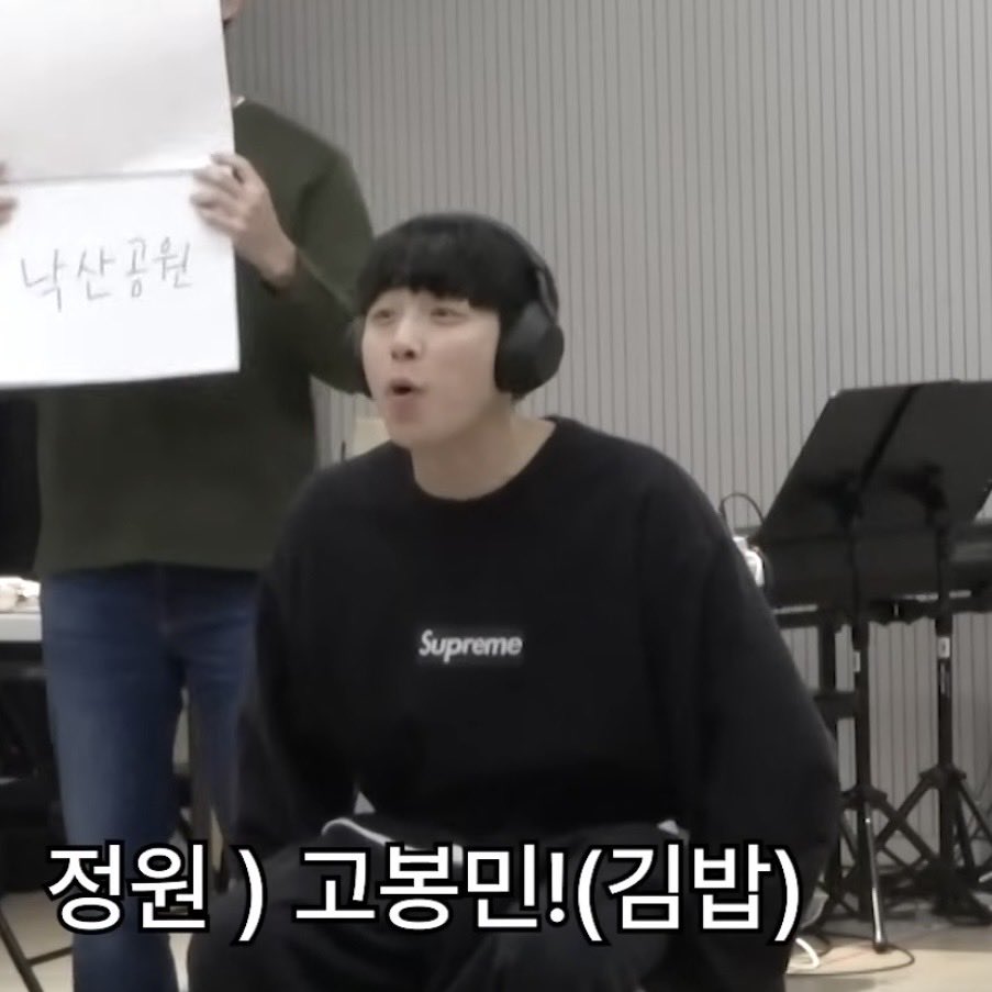 ᴍᴏᴍ tweet media